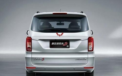 亲民神车创业人的梦想,新款五菱宏光s搭1.5l动力,顶配