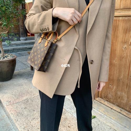 lv 驴家风琴包_风琴包_路易威登怎么样_时尚_箱包