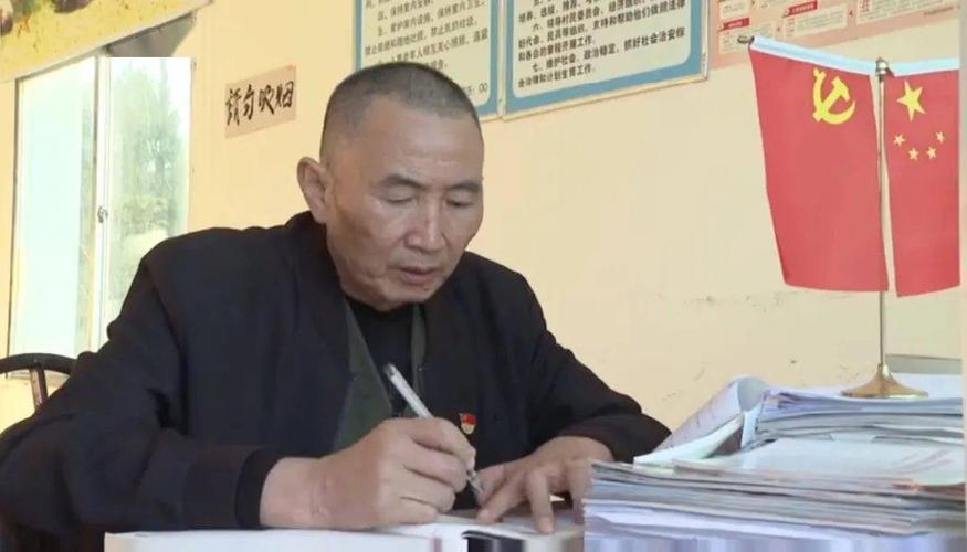 1981年,袁真勇从部队退伍,在外奋斗近5年后,他回到家乡大寨村.