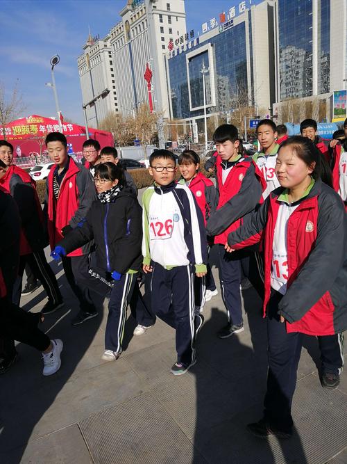 少年"榆林四中九年级七班冬季越野赛纪实.