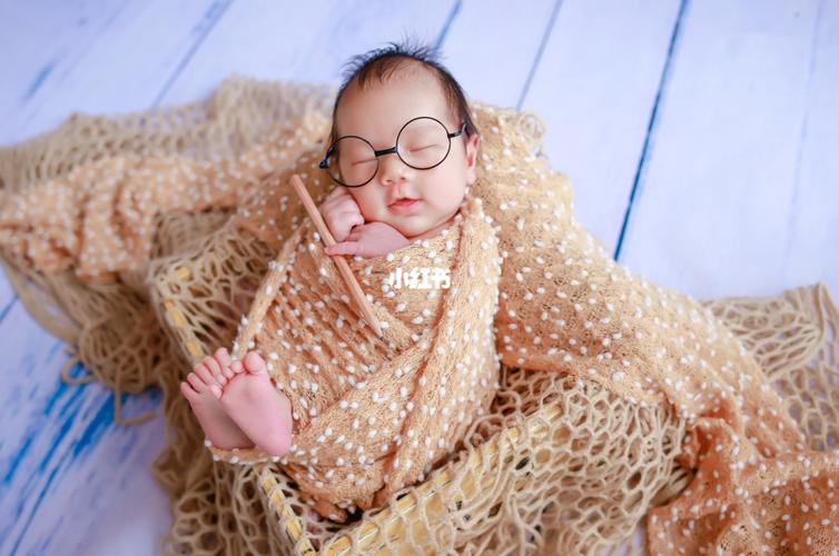 宝贝的新生儿照片新鲜出炉啦_新生儿_满月照_月子会所