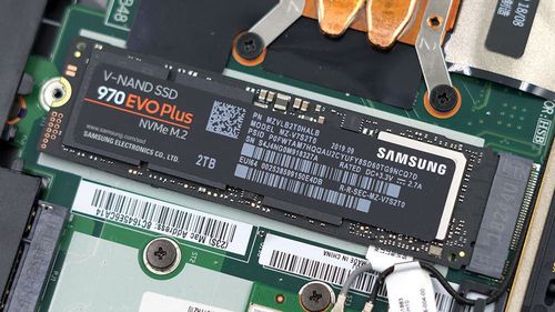 读写突破3300mb每秒!三星970evoplusssd评测