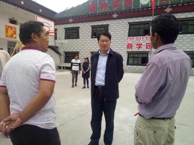 县长樊玉良深入贡岭,东义片区就脱贫攻坚,环境保护,河长制,风貌改造等