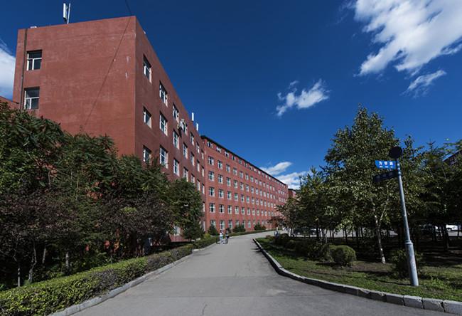 第二教学楼3-长春光华学院