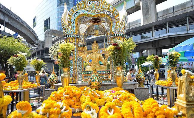 泰国旅游—著名四面佛"有求必应"你想求什么?