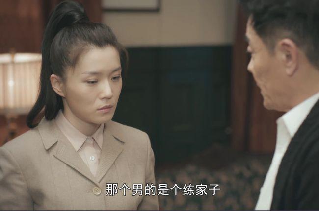 霞光中隐藏着一对明星母女认出了丁嘉丽没认出女儿胡琳娜