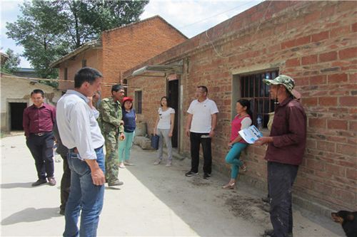 沾益区移民局到盘江镇"找"移民学子宣传免费职业教育