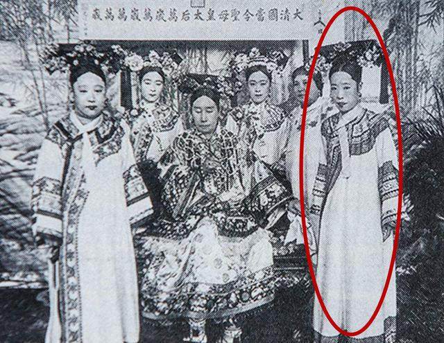 隆裕嫁给光绪为什么光绪死活不愿意亲近看她的照片就瞬间明了
