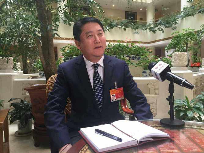 男,汉族,1969年5月生, a target="_blank" href="/item/吉林/5690"