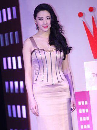 大s汪小菲完婚 汪小菲旧爱张雨绮送祝福