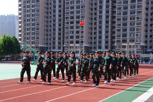 《济南宝华中学》新生结营仪式.
