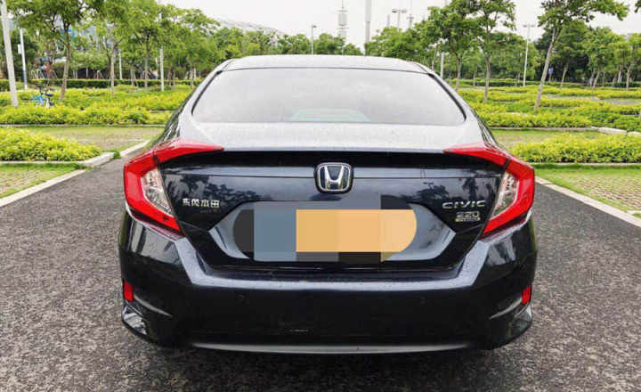 本田 思域 2016款 1.5t 无级 220turbo 豪华版