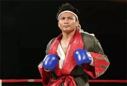 这位美国泰拳王究竟实力有多强?邓泽奇魏锐位宁辉都曾