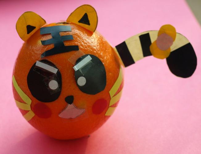 手工小制作之一:用橙子做的小老虎