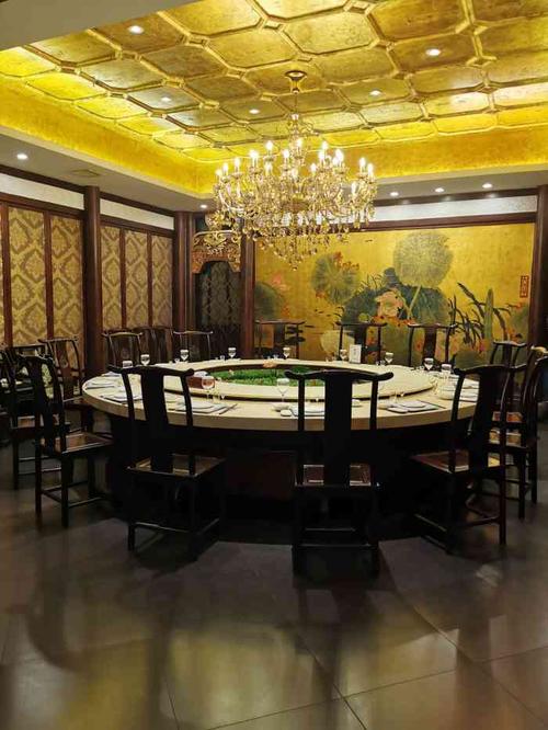 徽宴楼(紫檀宫店)-"去了合肥总想着得吃一顿徽菜,对臭