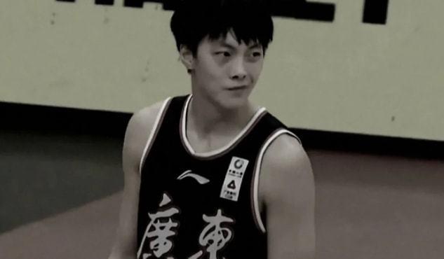 如今发生这样的事情,胡明轩个人也是遭遇到了巨大的舆论压力.