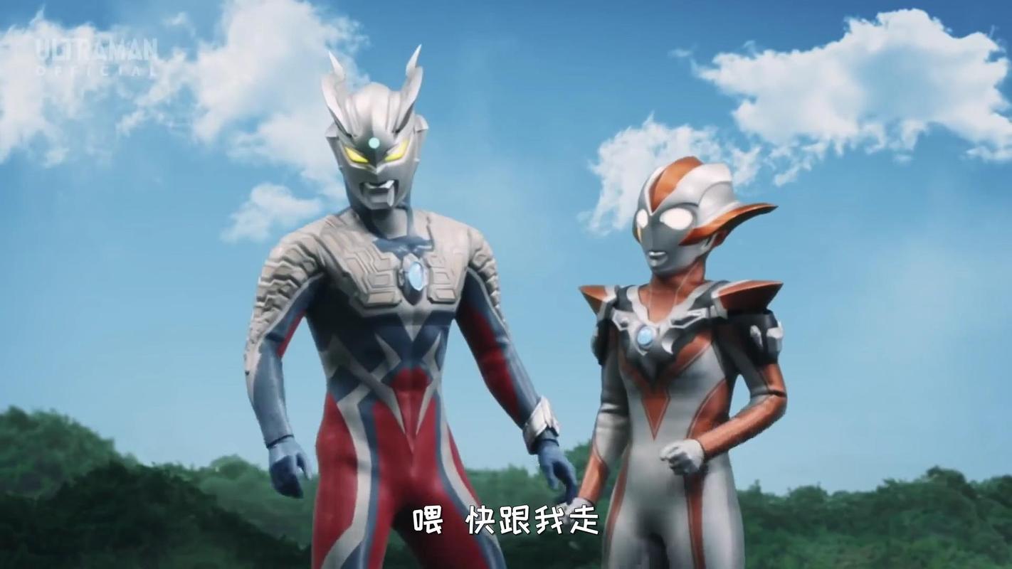 在刚开始的时候,奥特黑暗杀手亲自出手绑架了格丽乔奥特曼,即使赛罗