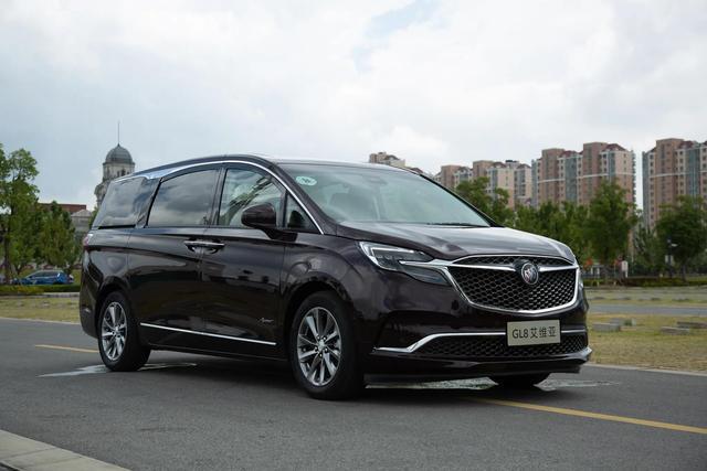 新一代别克gl8艾维亚商务版别克gl8报价