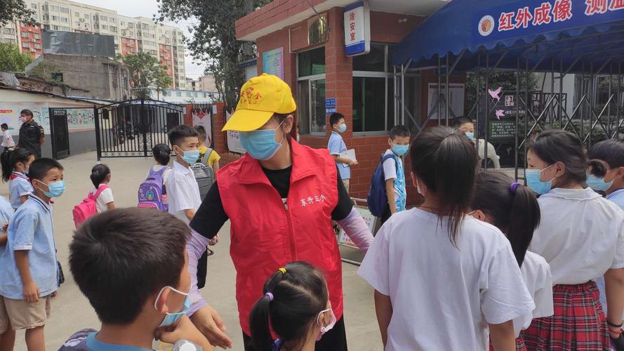 创建文明城市 我们在行动--涧西区东升三小开展创建活动