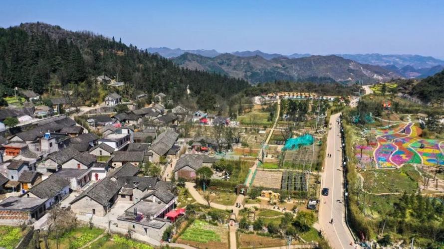 兴义市打柴山乡村旅游绘美景