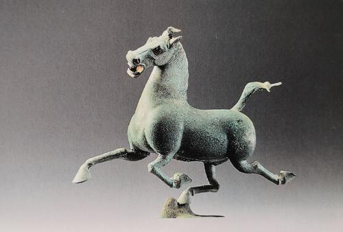 《文物中的物理》:马踏飞燕等著名文物背后的物理知识