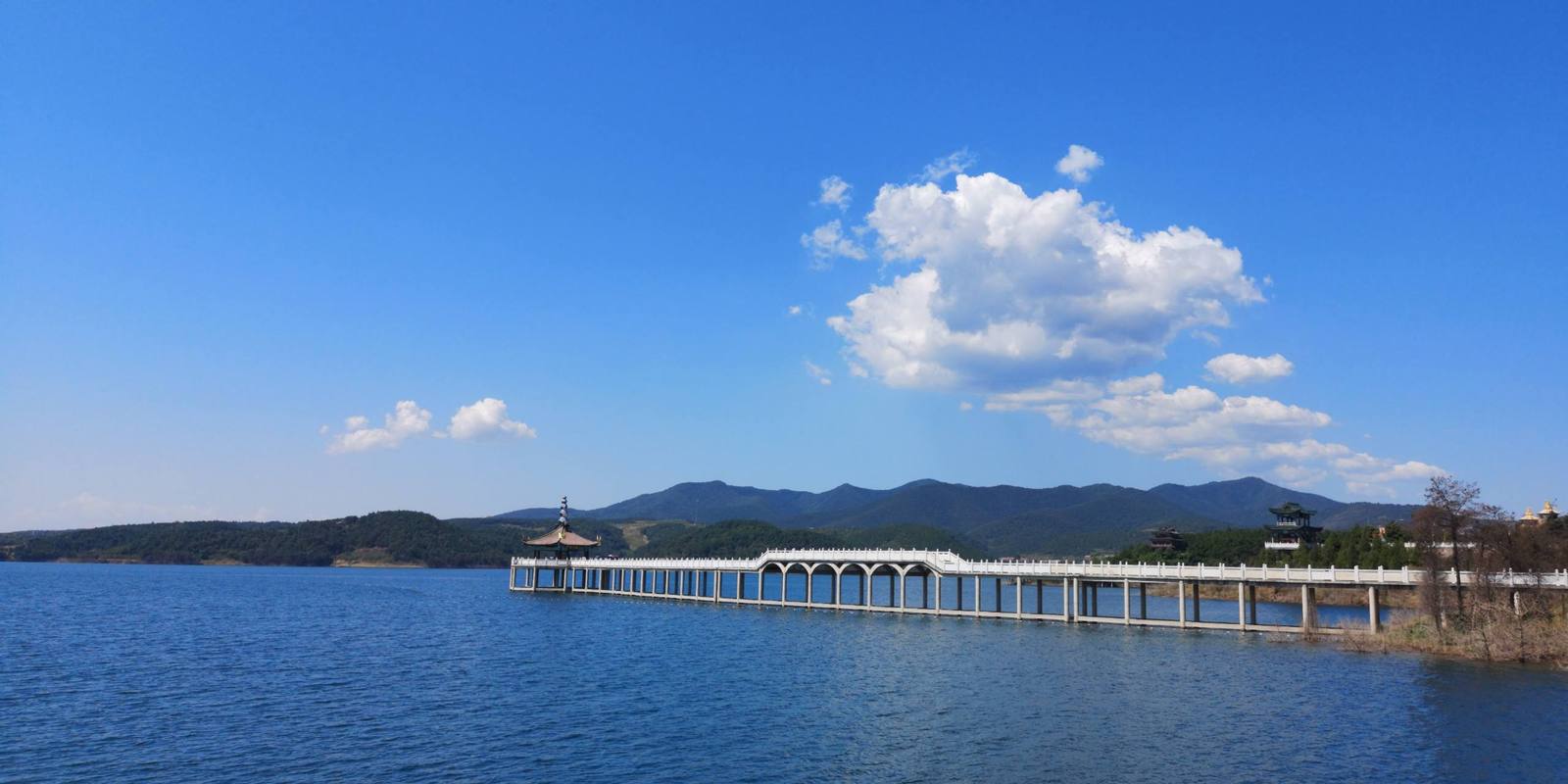 亚洲面积最大的人工湖,水质极好可直接饮用,而且就在中国河南!