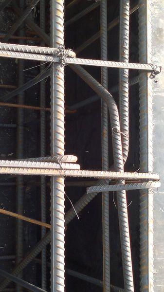 梁腰筋与箍筋是不是要