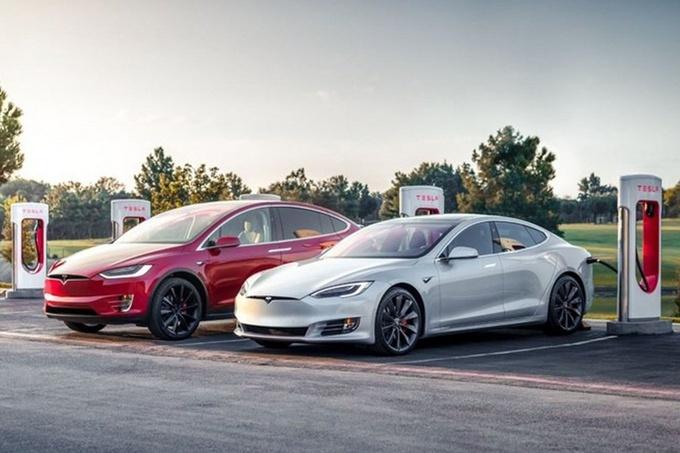 特斯拉汽车产量或将于明年超过100万台