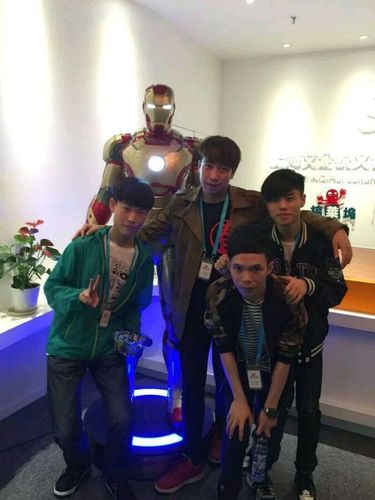 屌德斯小熙真人长什么样子