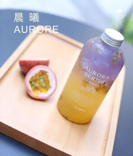 生活再忙也要仰望星空 许她一片星空 让她成为最耀眼的那颗 璀璨极光