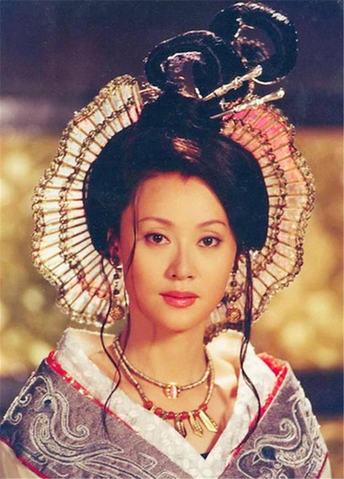 历史上真实的嫪毐究竟有多厉害赢得赵姬欢心曾5天不下马车