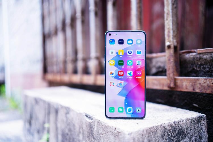 科技博主都说好看的新机opporeno7系列这些亮点值得关注