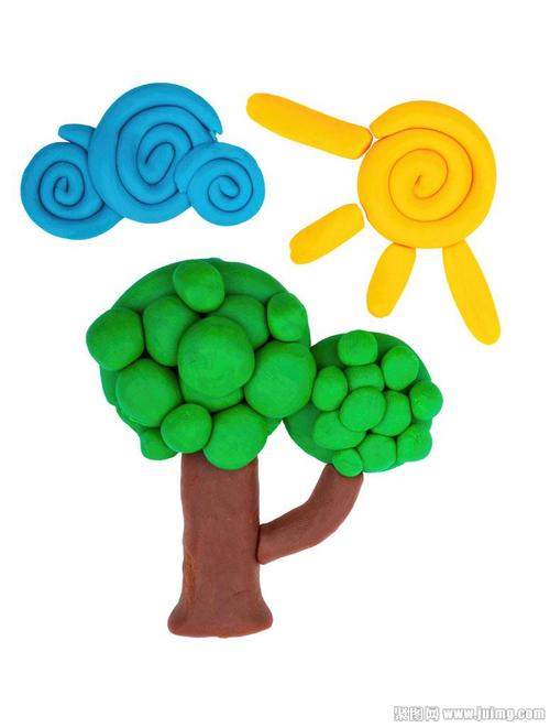 橡皮泥树木和白云