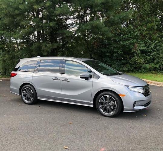 本田商务电动门多少钱 日本本田商务车七座电动门