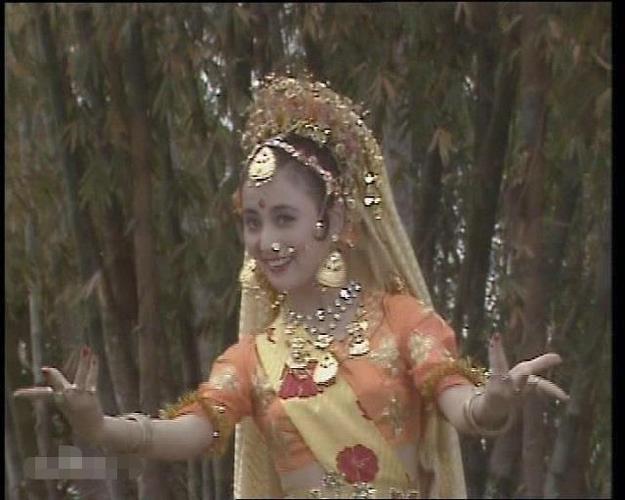 她是86版《西游记》的玉兔精李玲玉,年轻时堪称绝色美女!
