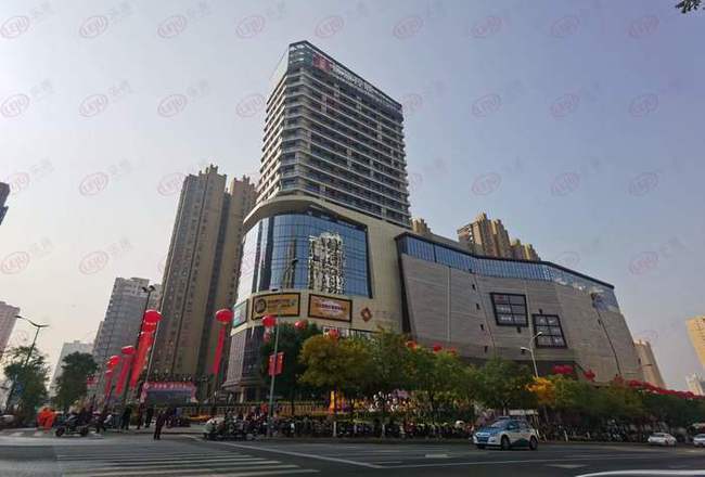 快讯太原府东街顺康多彩城今日开业现场好不热闹