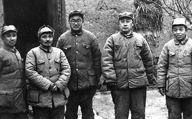 淮海战役时华野实力远大于中野为什么总前委书记由邓小平担任