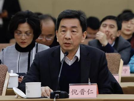 民建会员代表李冬玉,倪晋仁,李晓林先后发言.