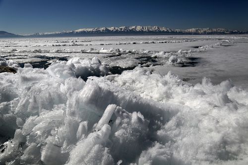 冰雪初融