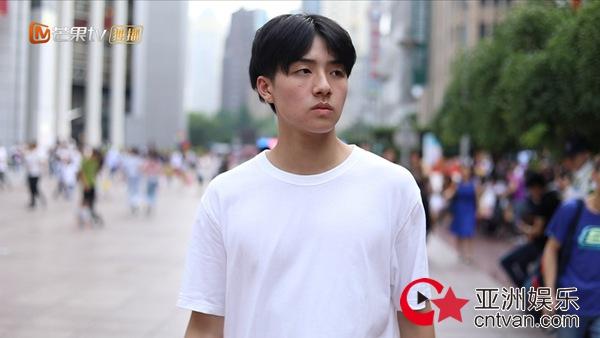 《变形计》十九季今日开播,农村少年守护内心足球梦