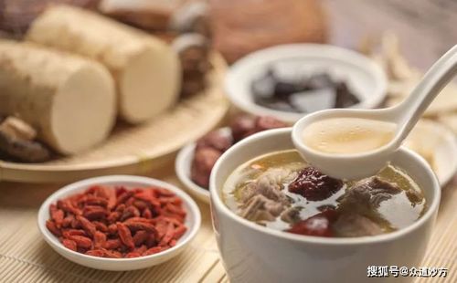 一说到"肾虚",很多人误以为吃些韭菜,羊鞭,鹿茸之类的食物才叫补肾.