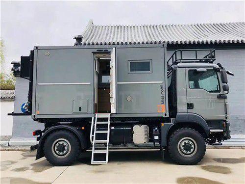 2021款国六德国曼man4x4越野房车