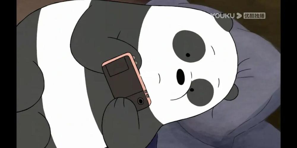 胖达玩手机姿势也太写实了090909_手机_素材