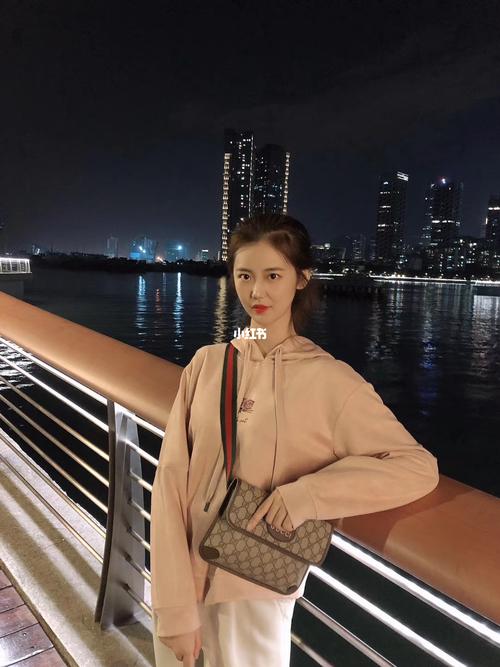 红色警告7215千万别买古驰gucci 虎头包!