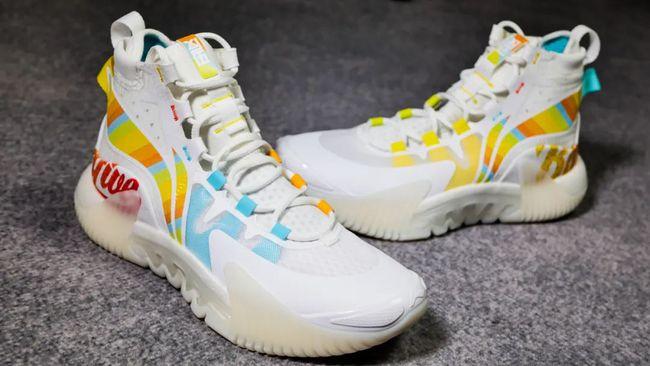 反伍2代开箱最值得购买的李宁实战鞋