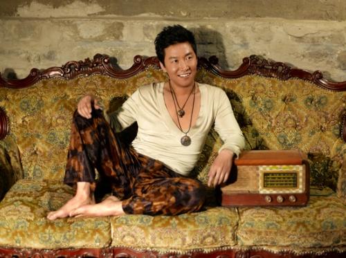 赵燕国章最新照片