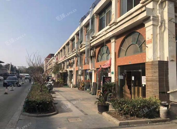 闵行春申莲花南路64㎡商铺出租,可办照