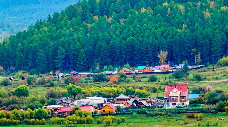 北极村原名漠河村,又称漠河乡,是全国最北