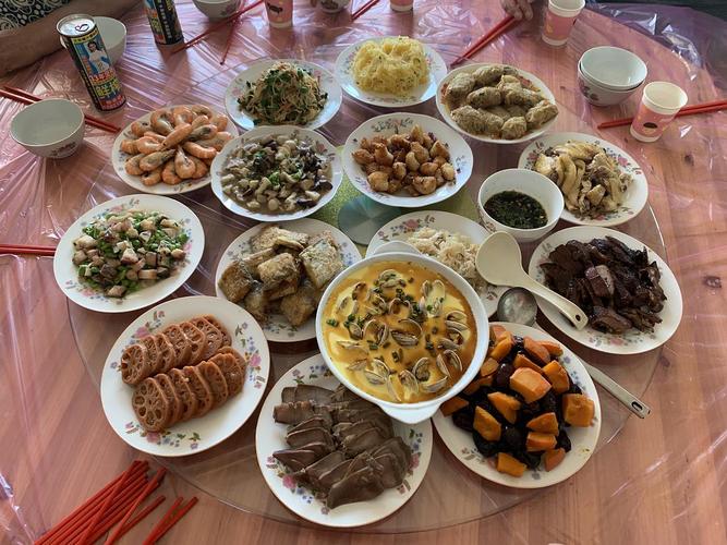 今天家里请客我整了一桌菜很满意