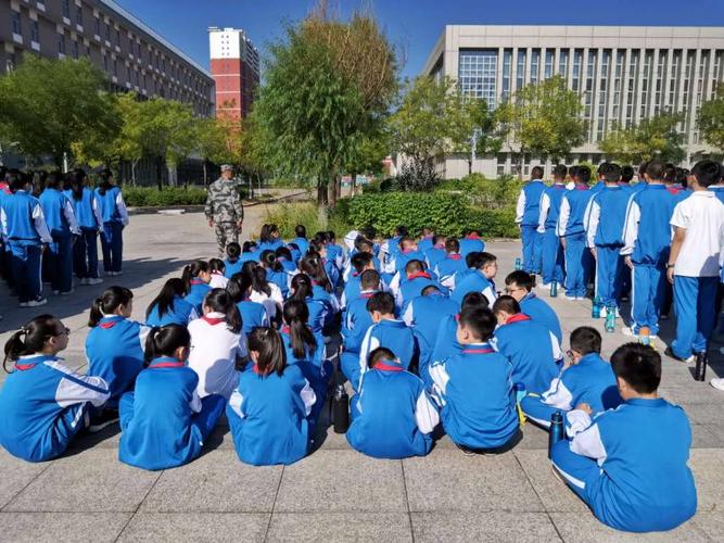 自强不息,厚德载物 北师大大同附中初一十班